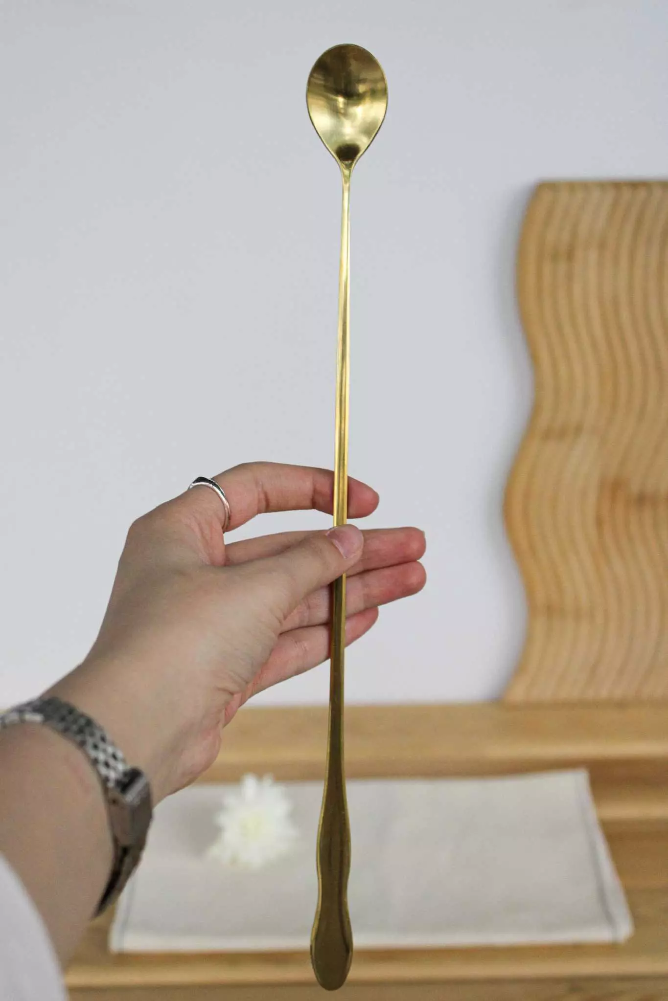 قاشق پارچ عدسی